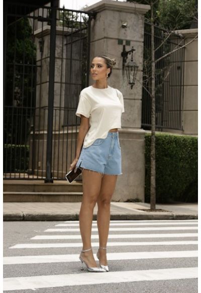 Short Mom Barra Fio Claro