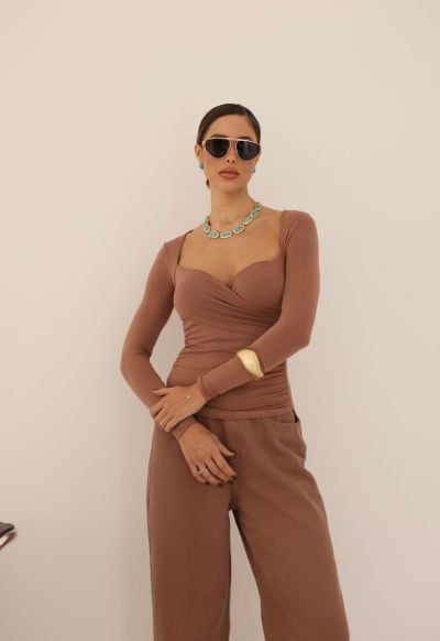 Blusa Manga Longa Madeleine Mocha Mousse