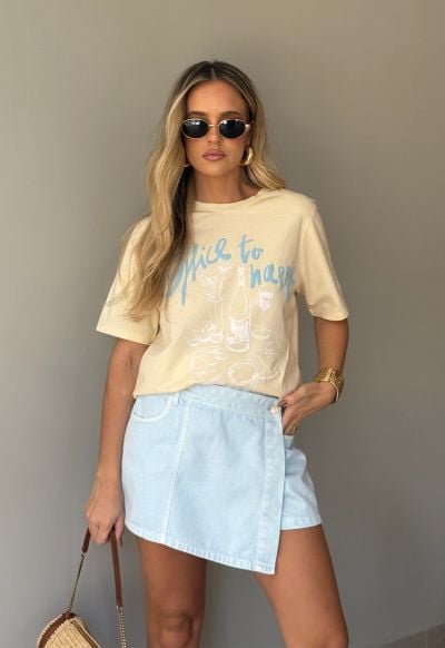T-shirt Happy Hour Amarelo