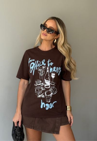 T-shirt Happy Hour Marrom Coffee