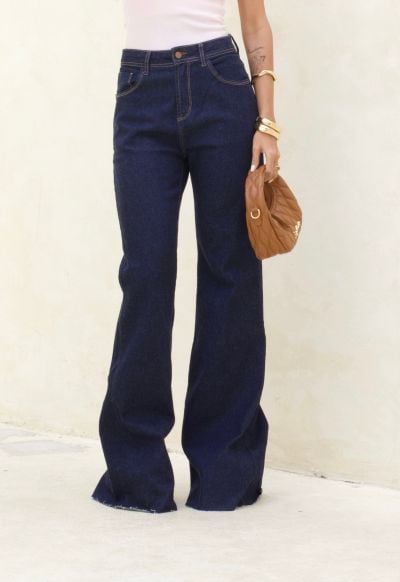 Calça Flare Comfort Escura