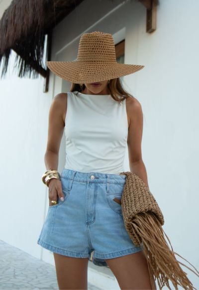 Short Reto Capri Claro